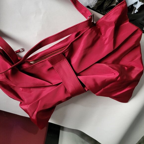NWT RED BOWTIE CROSSBODY PURSE - Picture 4 of 9